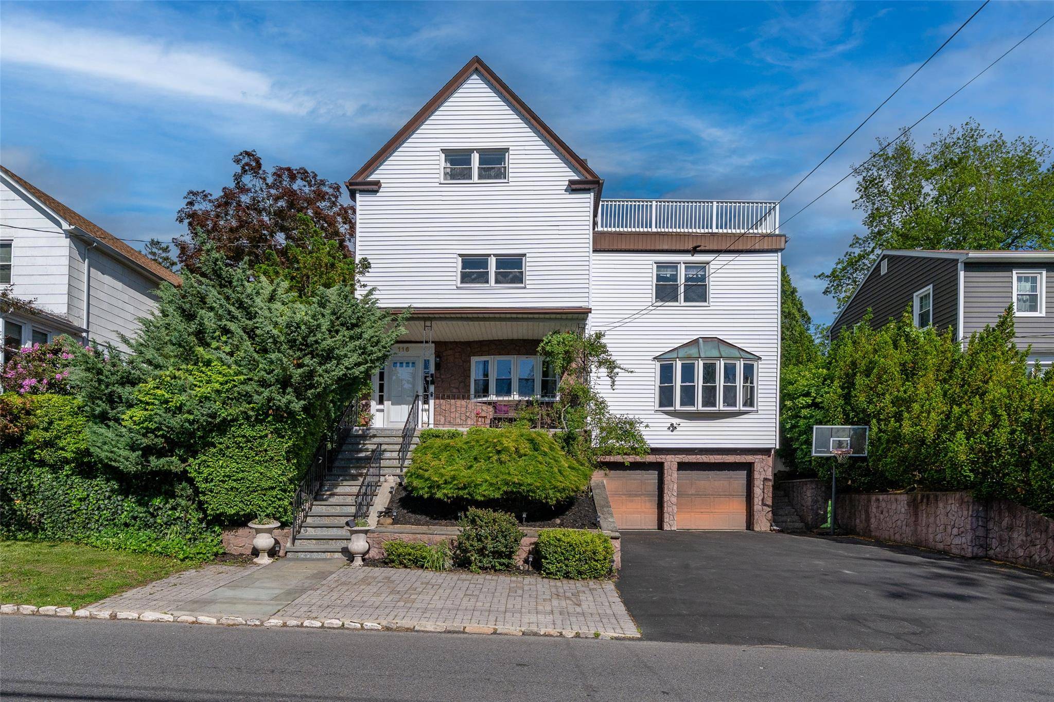 Tuckahoe, NY 10707,116 Oakland AVE