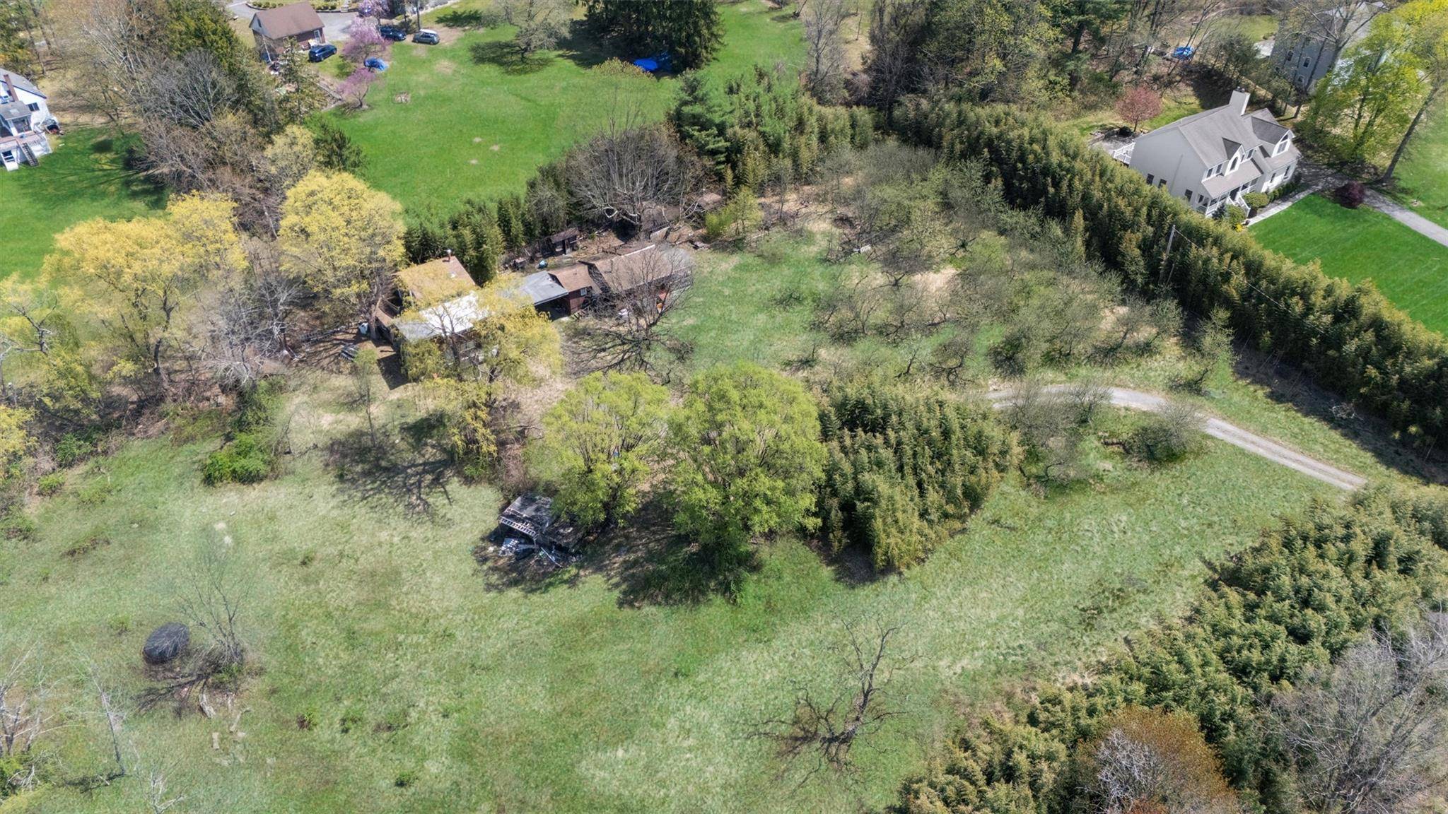 Katonah, NY 10536,20 Sun Hill RD