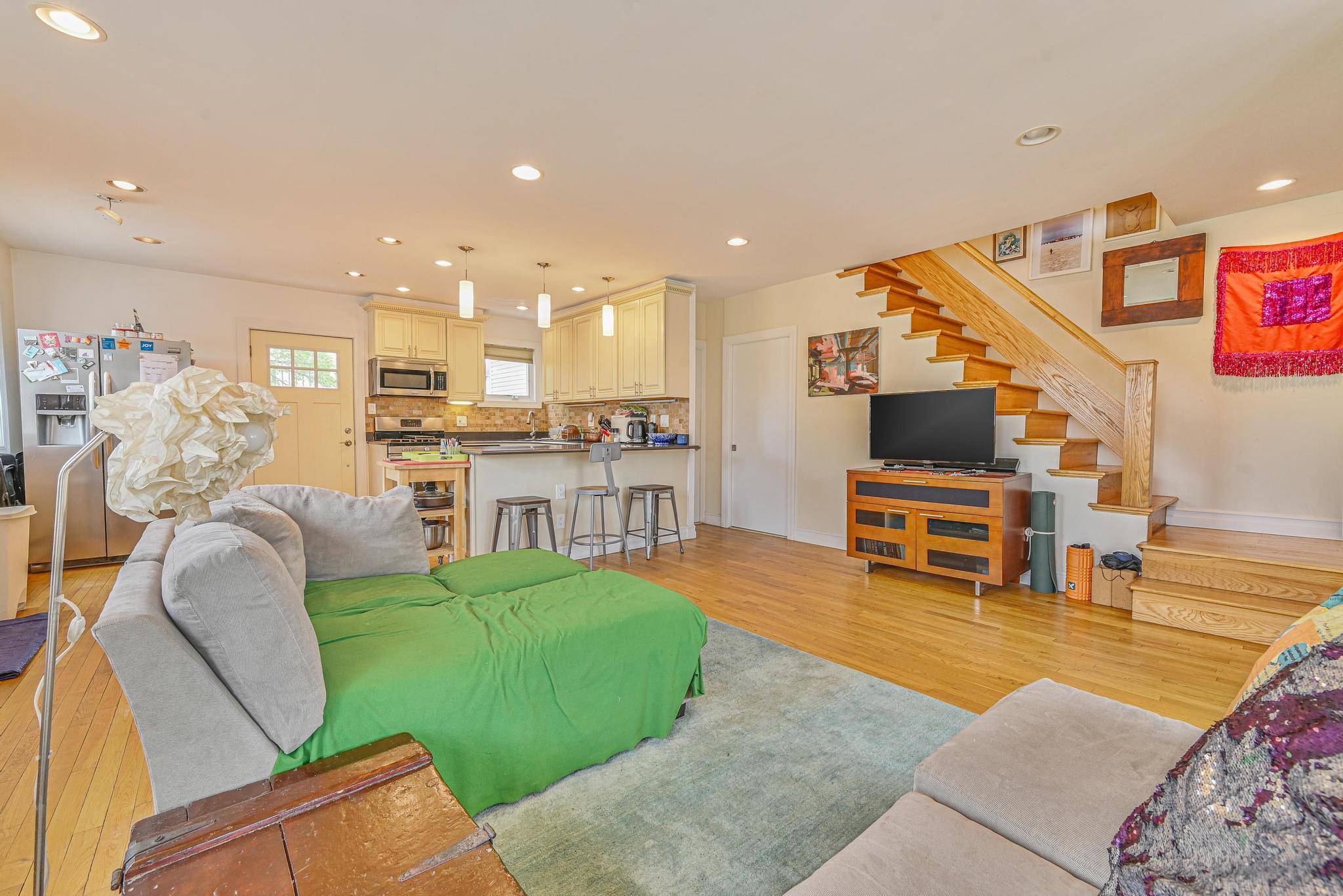 Rockaway Beach, NY 11693,351 Beach 87th ST