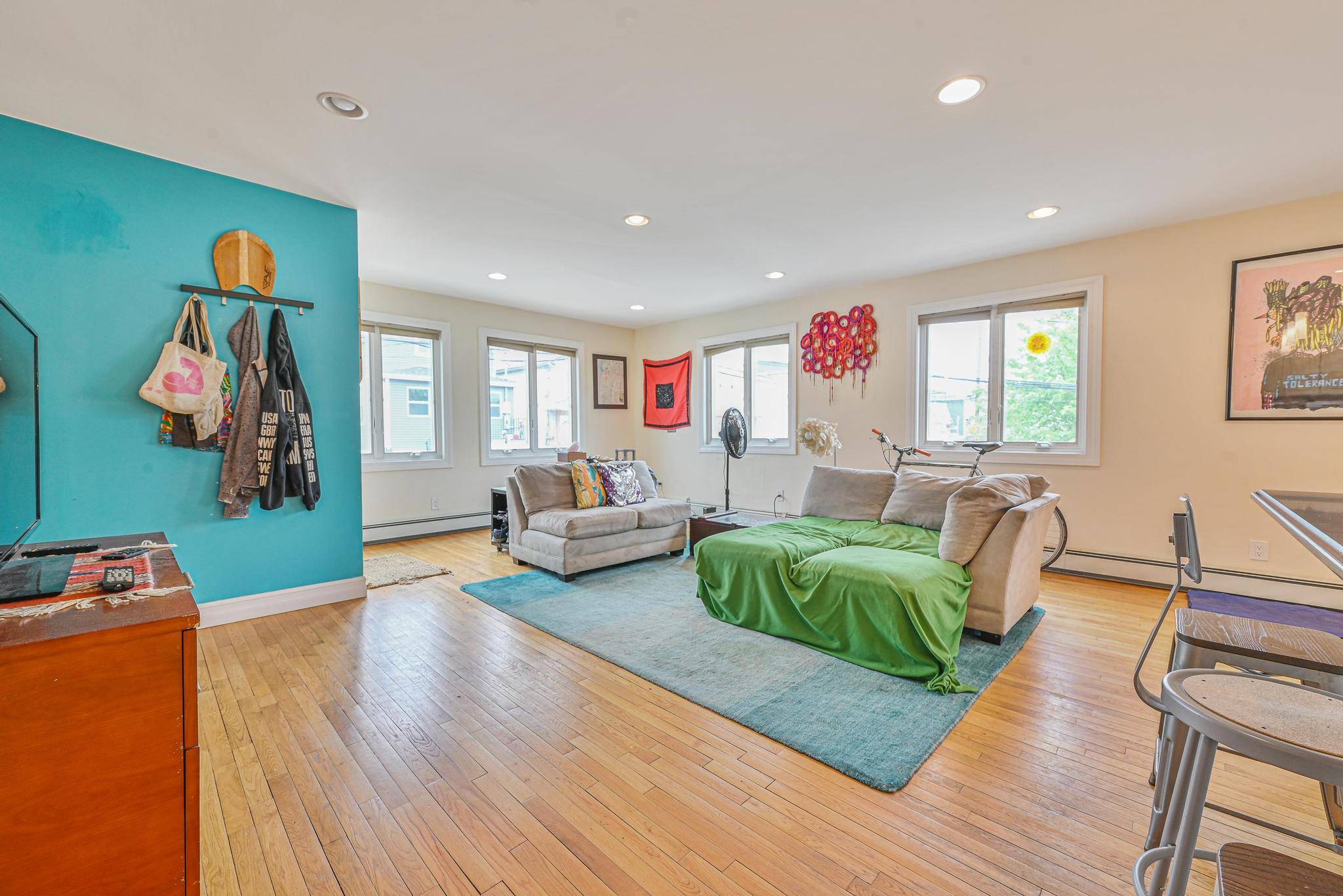 Rockaway Beach, NY 11693,351 Beach 87th ST