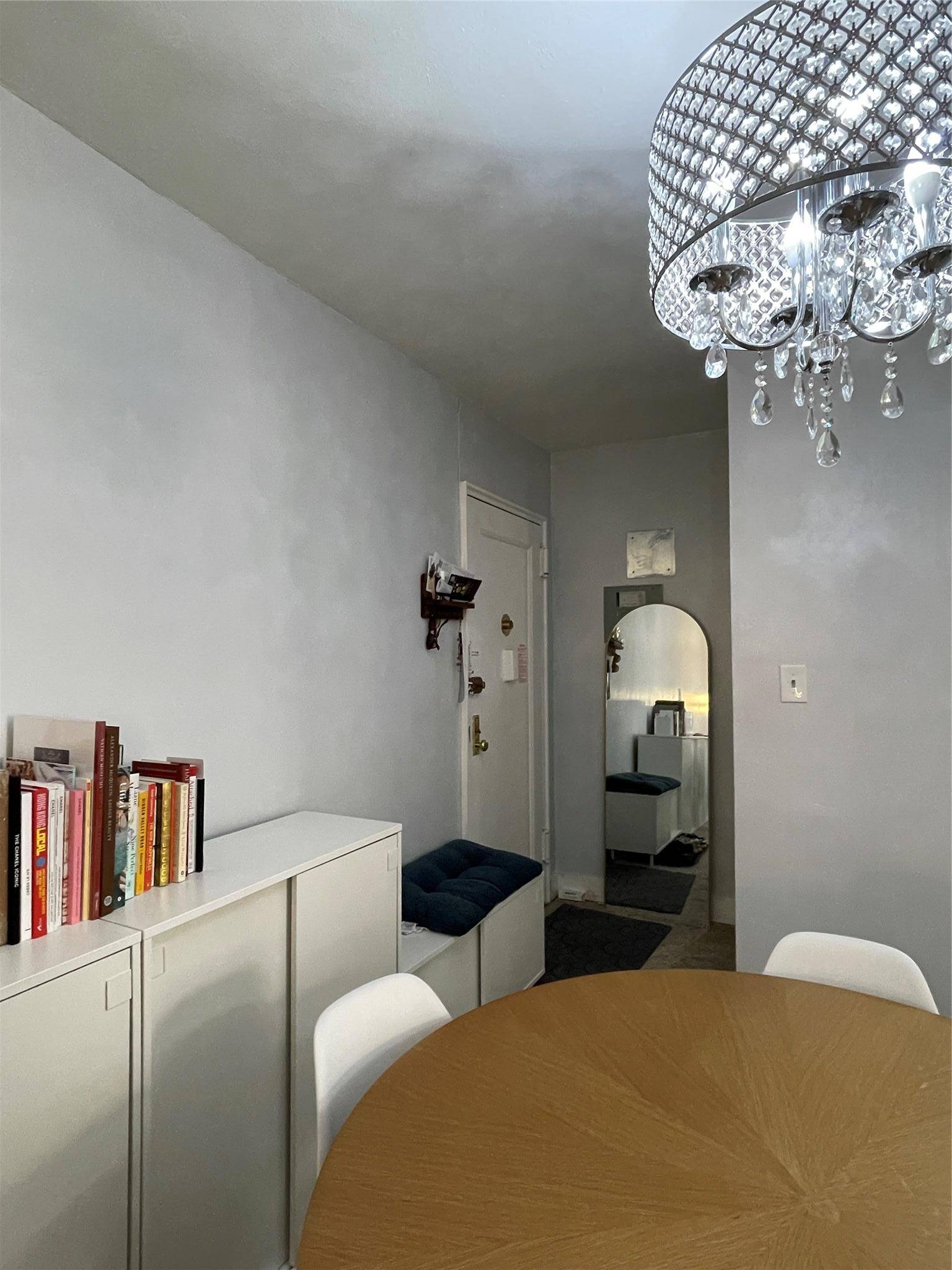 East Elmhurst, NY 11369,32-22 91st Street #406