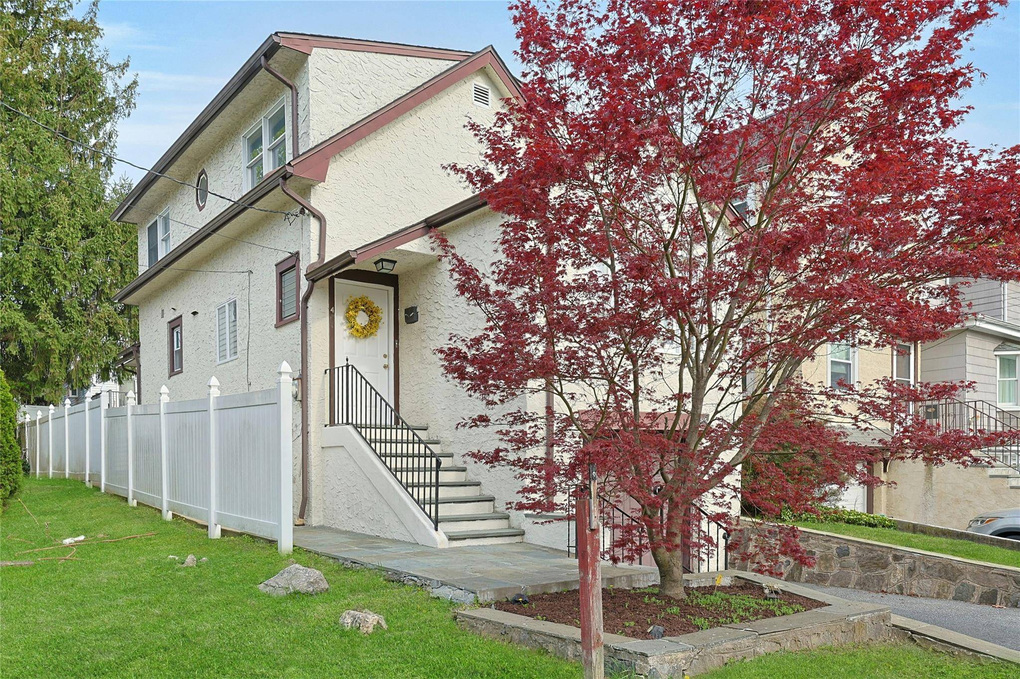 New Rochelle, NY 10801,4 Rosedale AVE