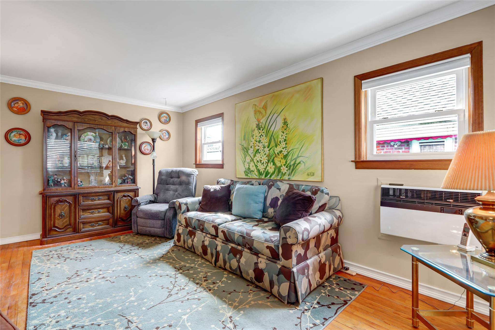 Glen Oaks, NY 11004,8045 259th ST