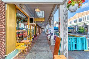 Kingston, NY 12401,324 Wall ST