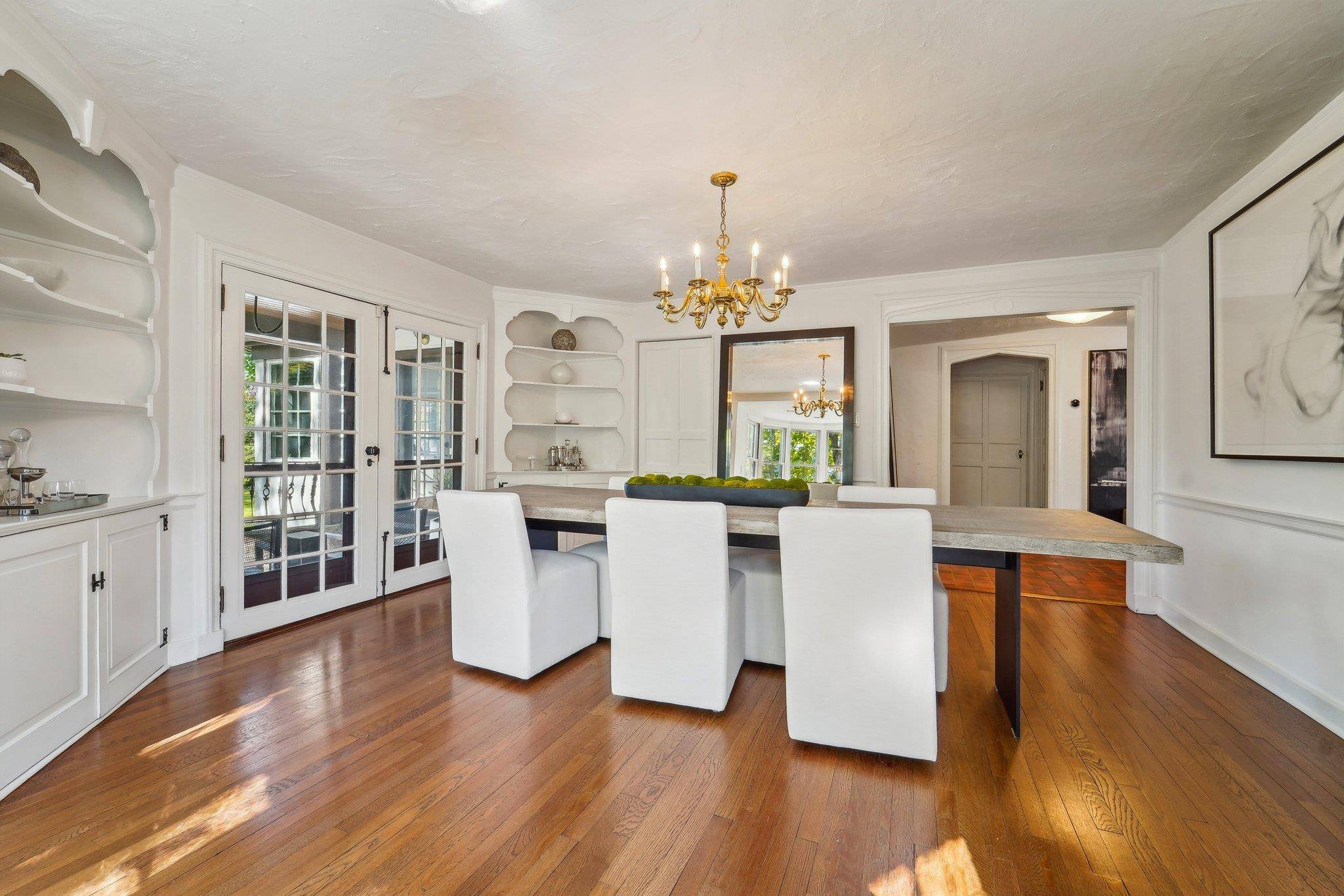 Scarsdale, NY 10583,10 Wayside LN
