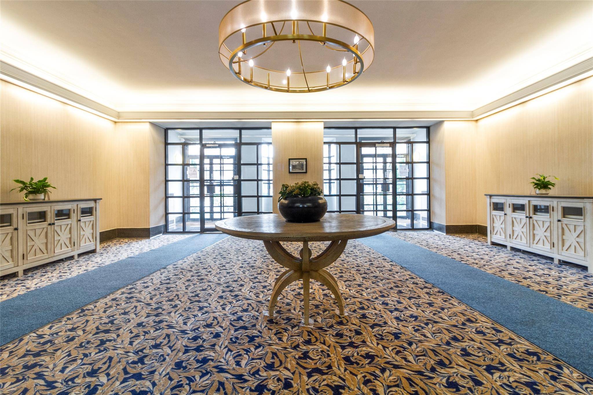 Rego Park, NY 11374,98-120 Queens BLVD #1G