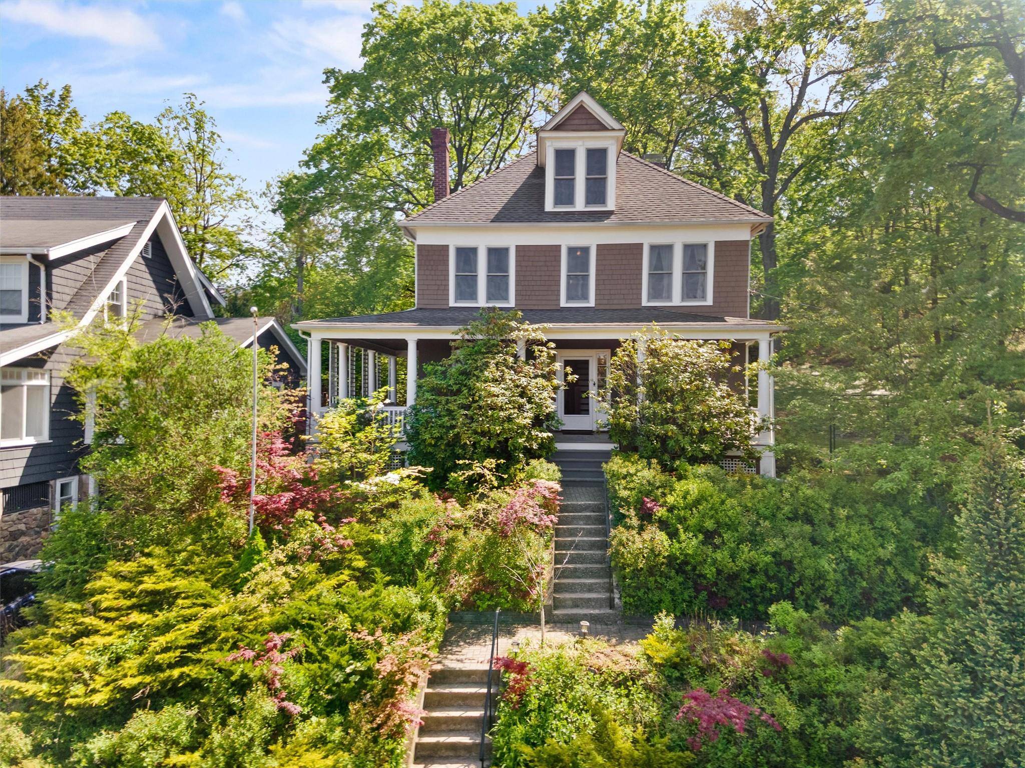 Dobbs Ferry, NY 10522,101 Mohican Park AVE