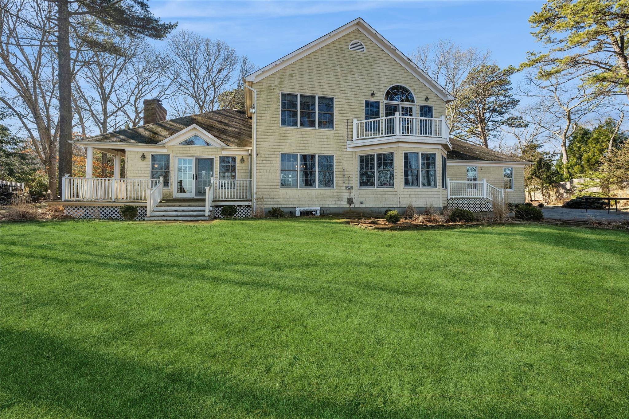Hampton Bays, NY 11946,8 Duckwood LN
