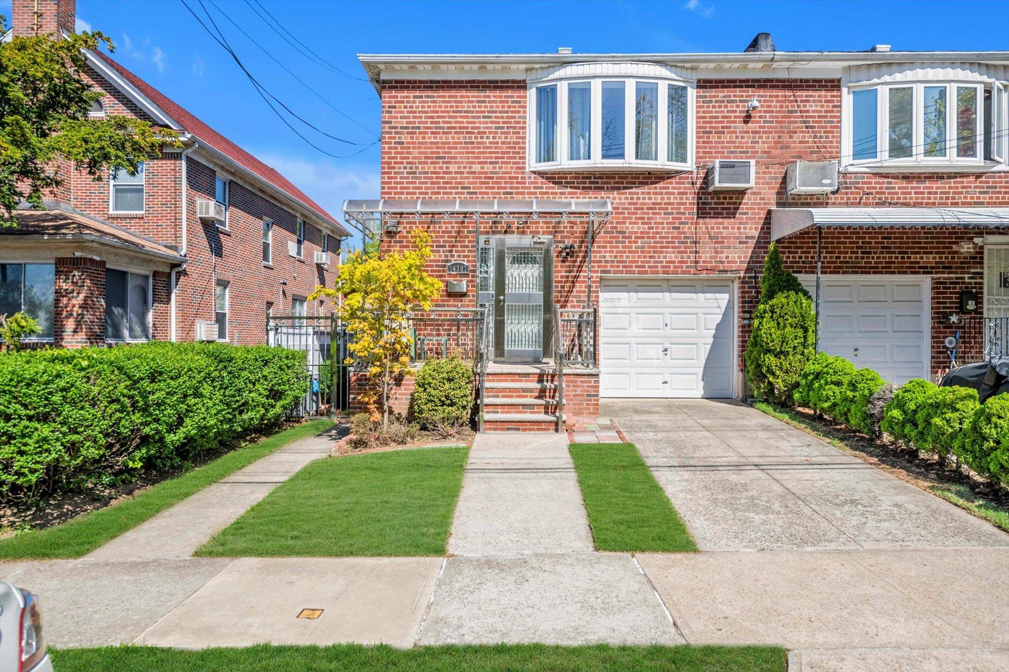 Flushing, NY 11355,143-07 Rose AVE