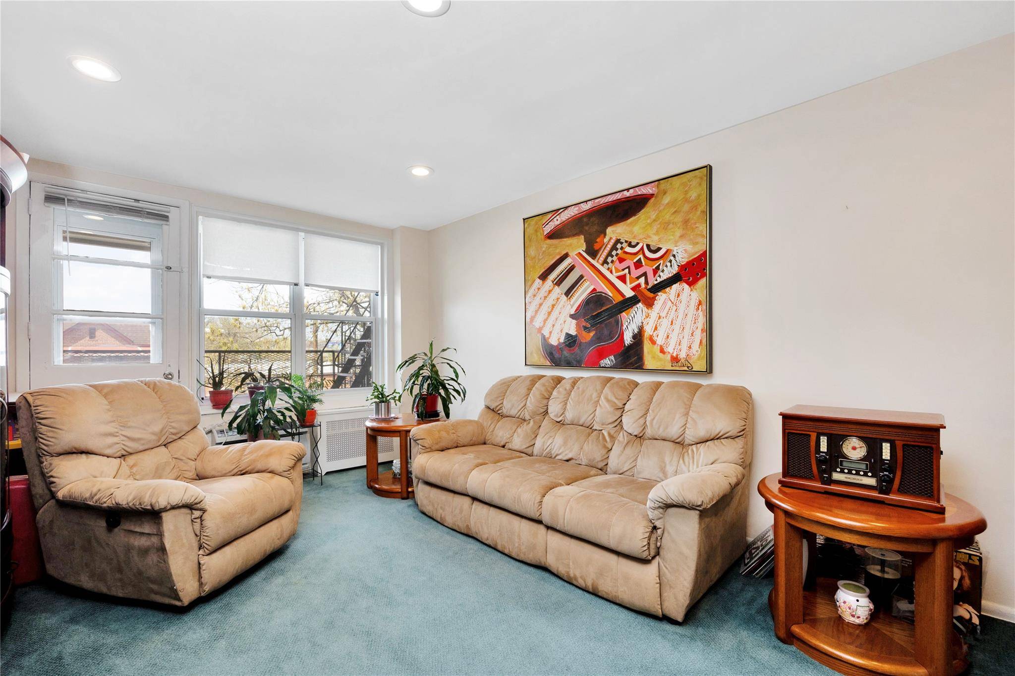 Woodside, NY 11377,34-43 60th ST #2F