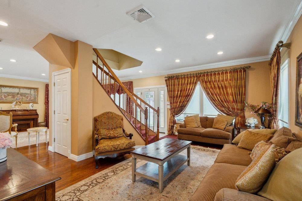 Albertson, NY 11507,44 Netz PL