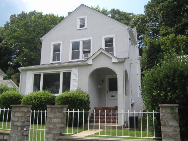 Oyster Bay, NY 11771,68 Summers ST