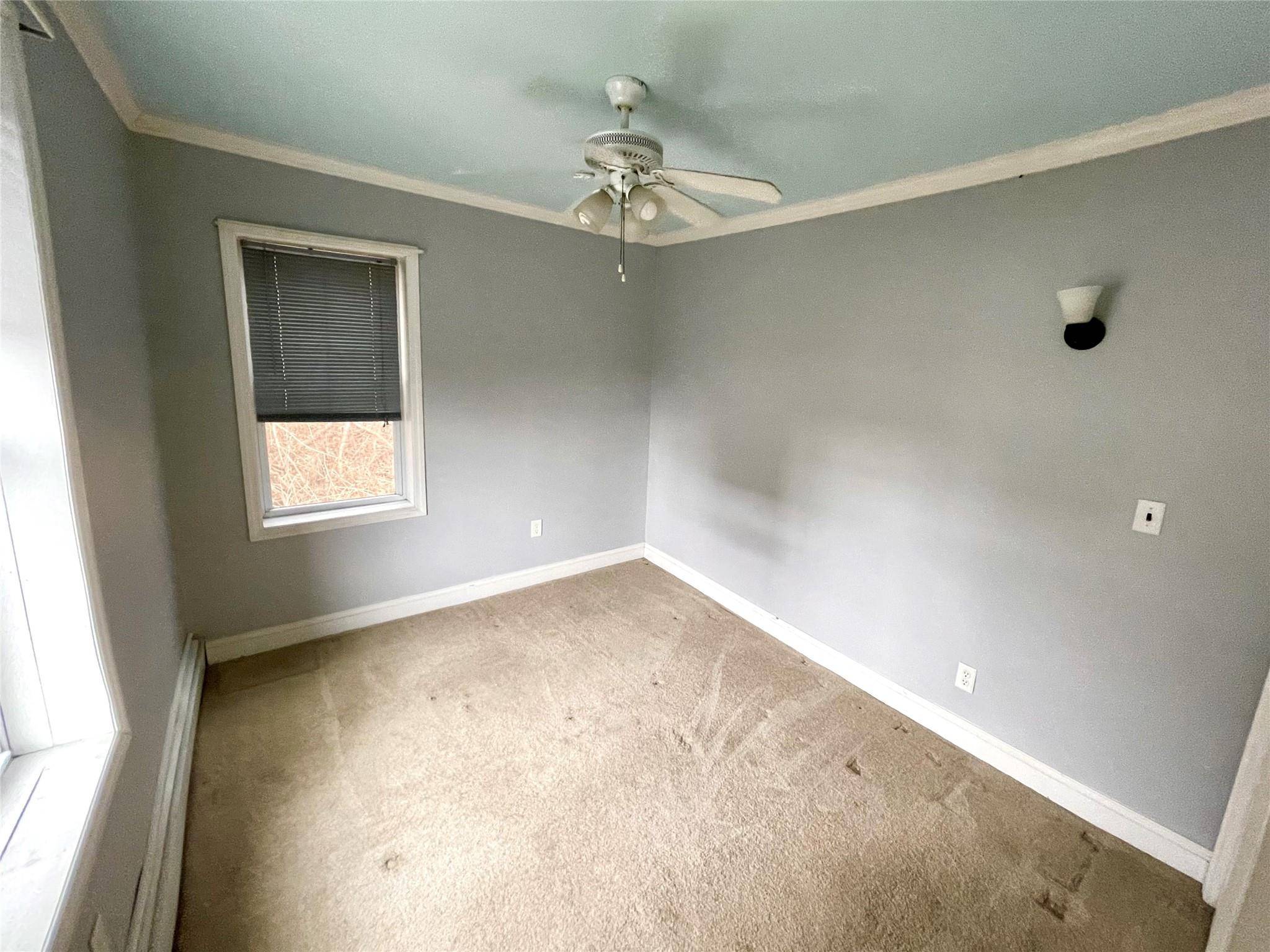 Kingston, NY 12401,195 North ST