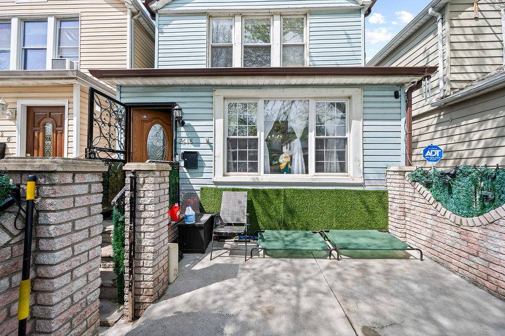 East Elmhurst, NY 11369,26-18 92nd ST