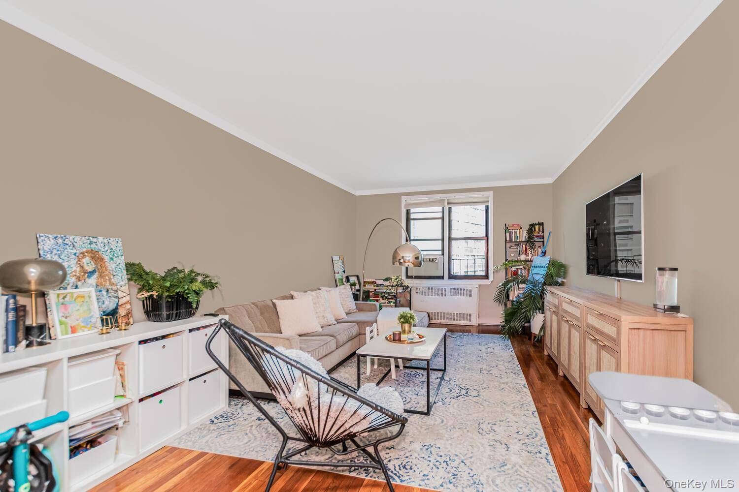 Bronx, NY 10463,512 Kappock ST #3J