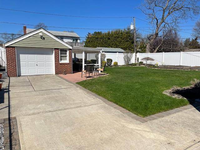 East Meadow, NY 11554,149 Carol RD