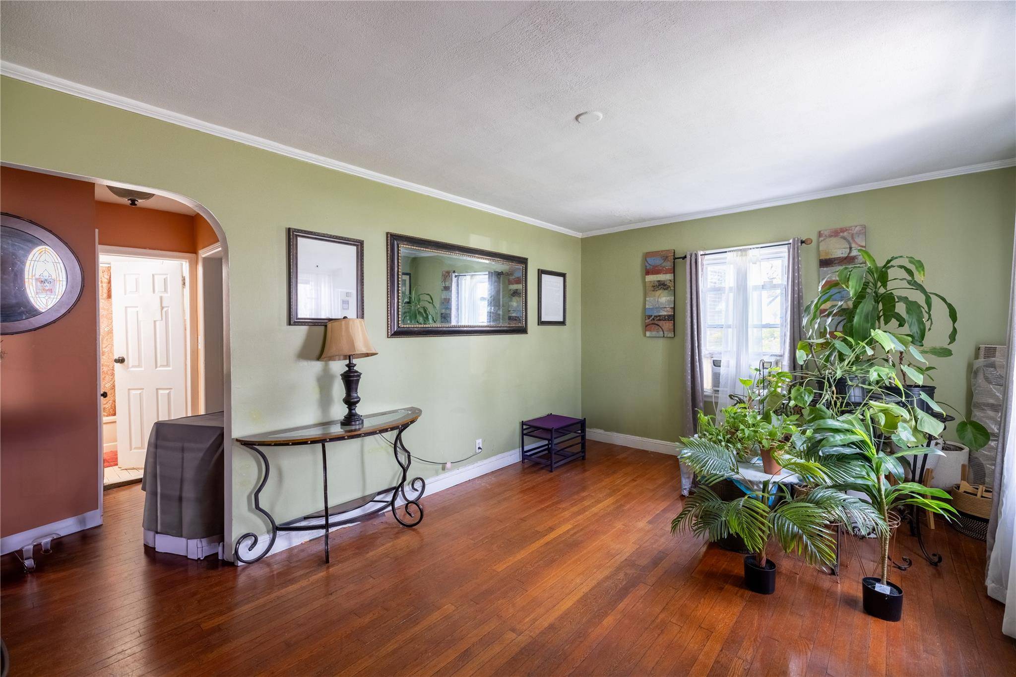 Uniondale, NY 11553,730 Goodrich ST