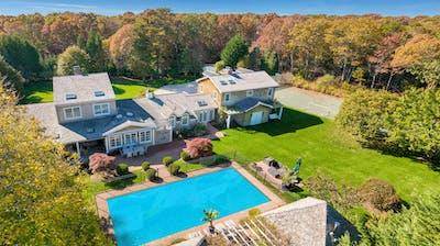 Quogue, NY 11959,68 Quogue Riverhead RD