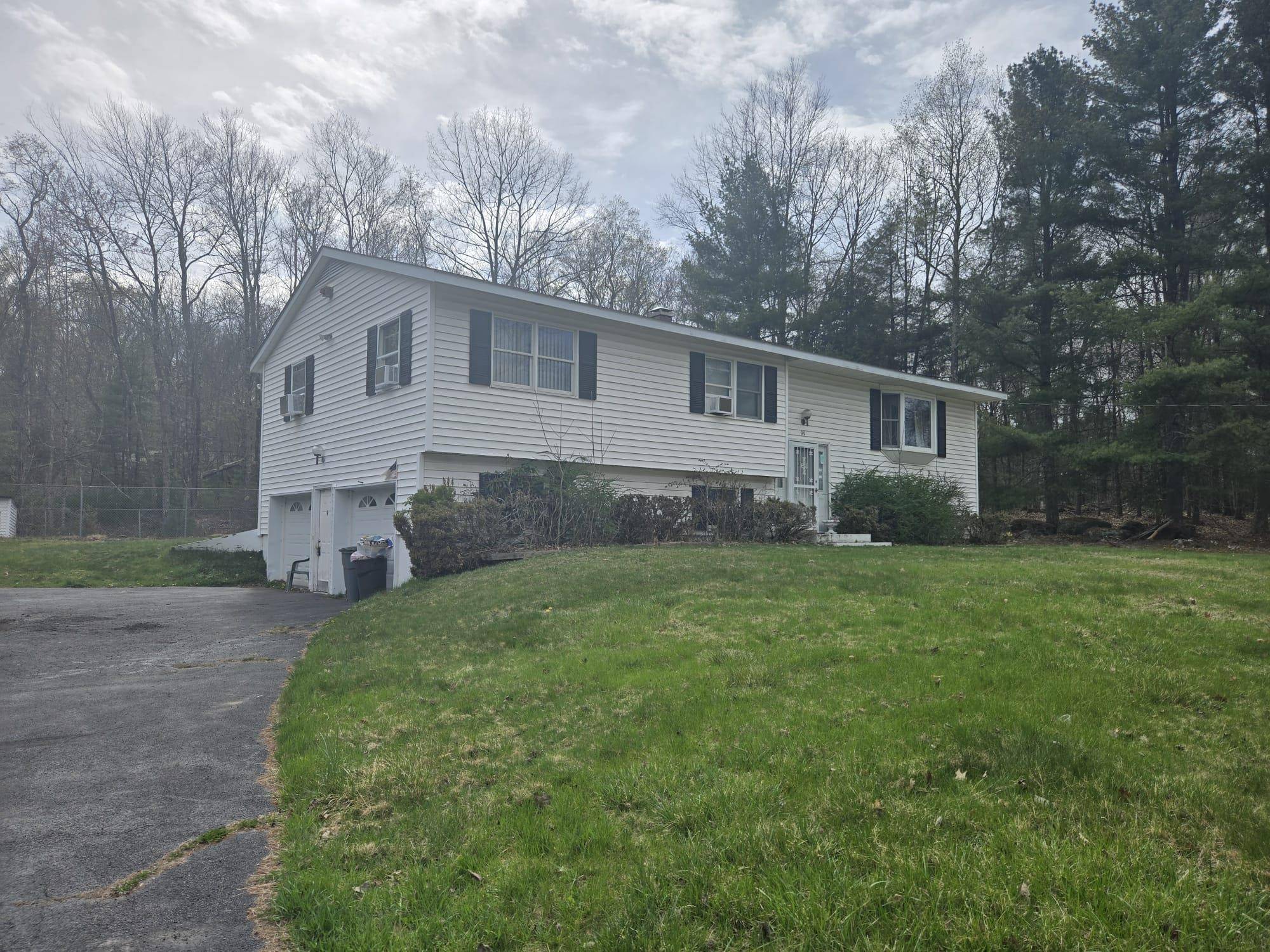 South Fallsburg, NY 12779,99 Pleasant Valley RD