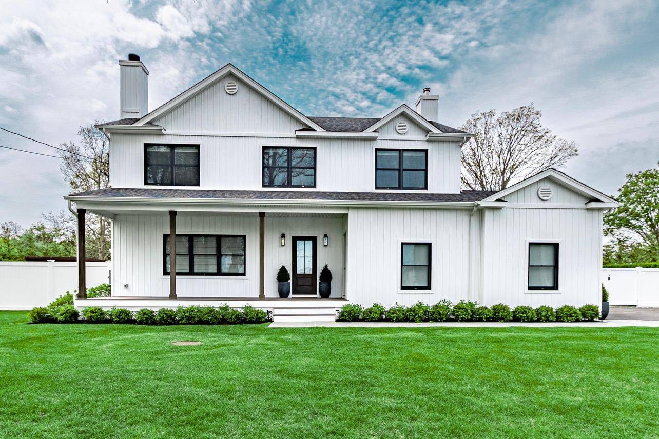 Greenport, NY 11944,3200 Bay Shore RD