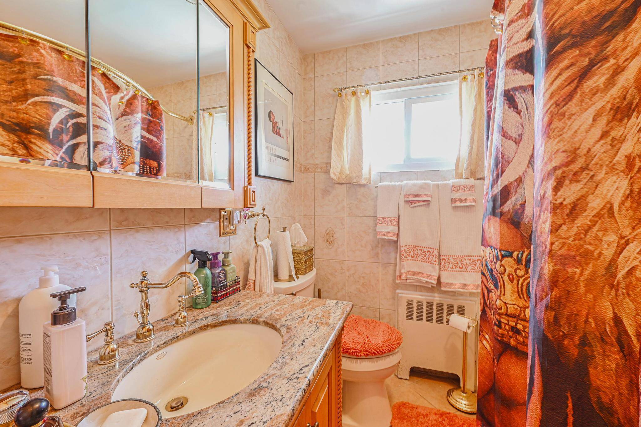 Roosevelt, NY 11575,39 Primrose LN