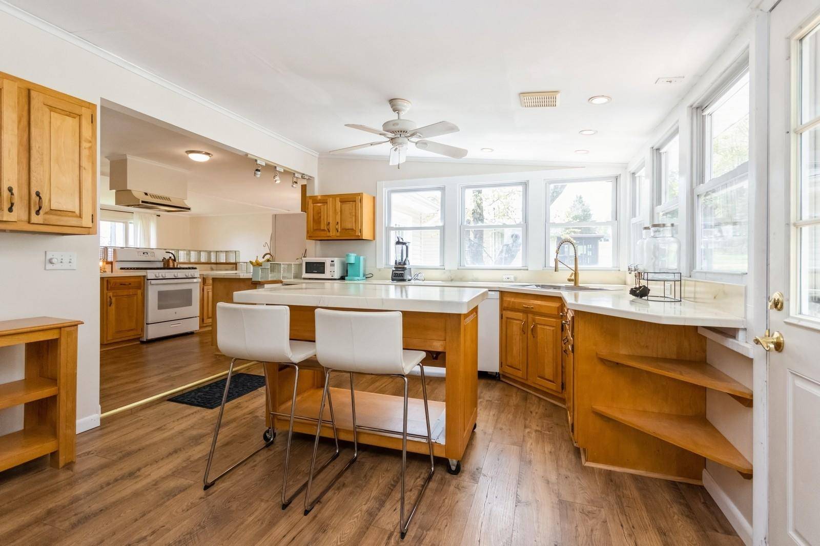 Marlboro, NY 12542,13 Berry RD
