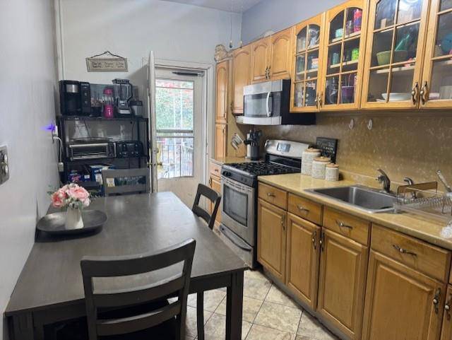 Brooklyn, NY 11207,486 Vermont Street