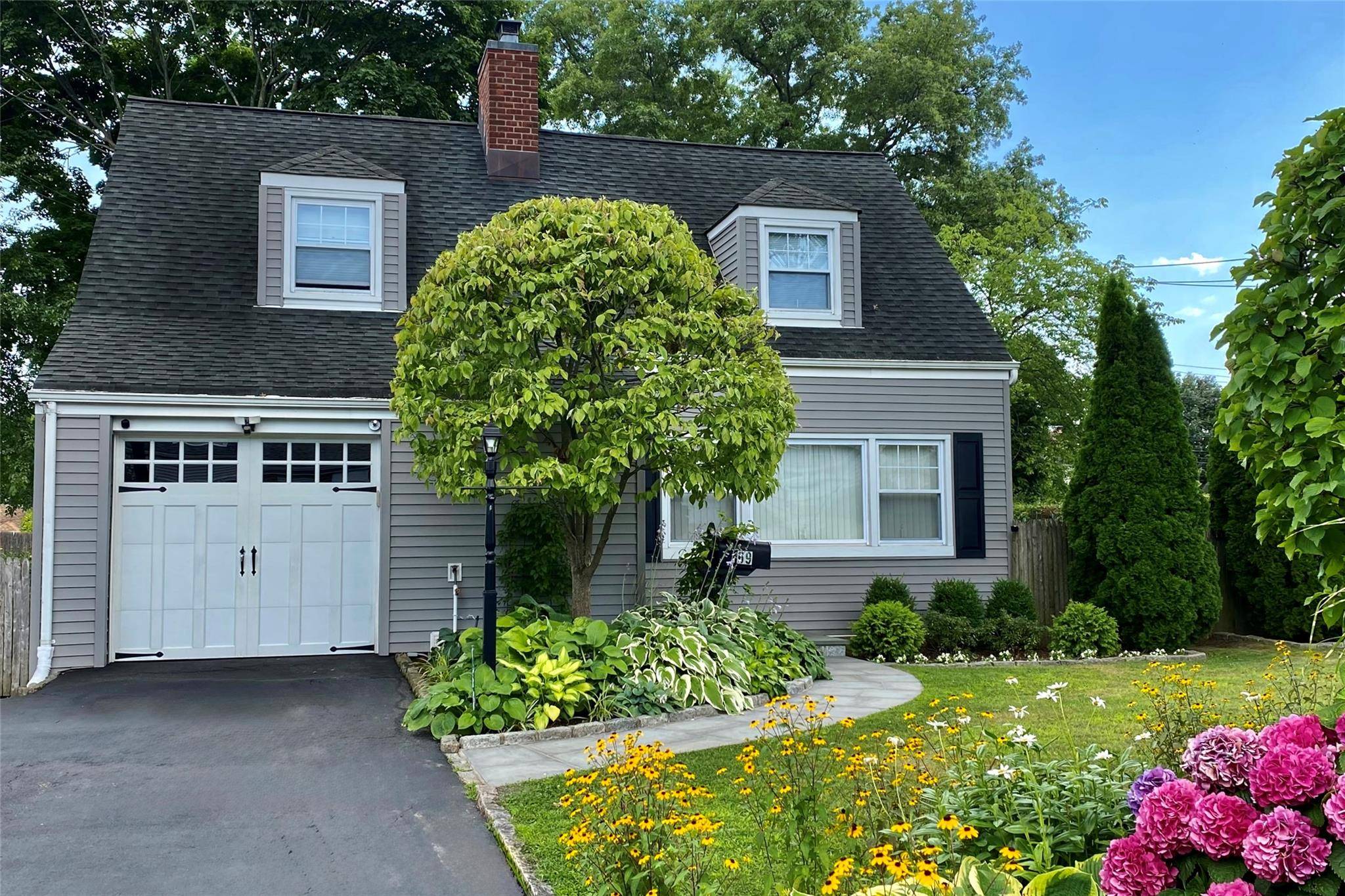 Eastchester, NY 10709,69 Howard AVE