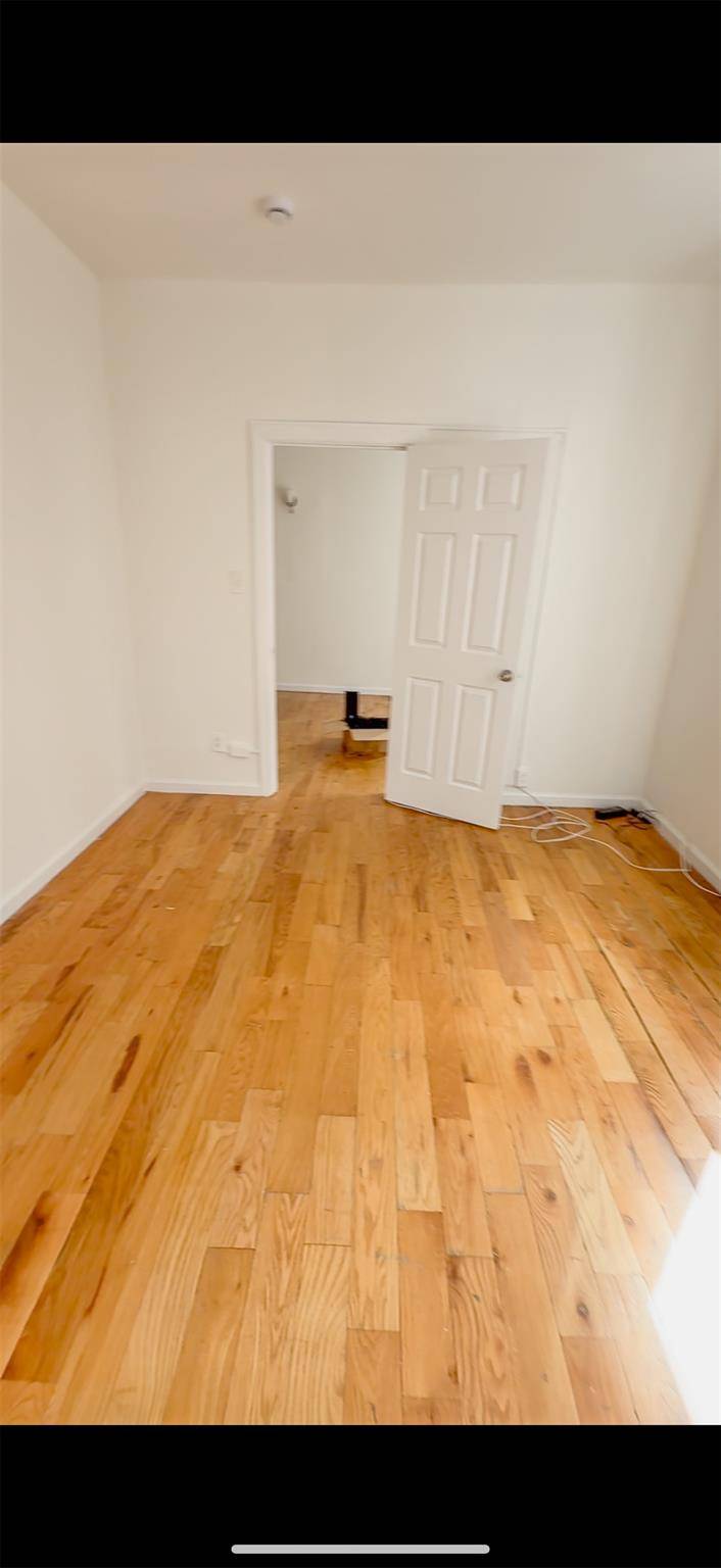 Brooklyn, NY 11207,563 Williams AVE