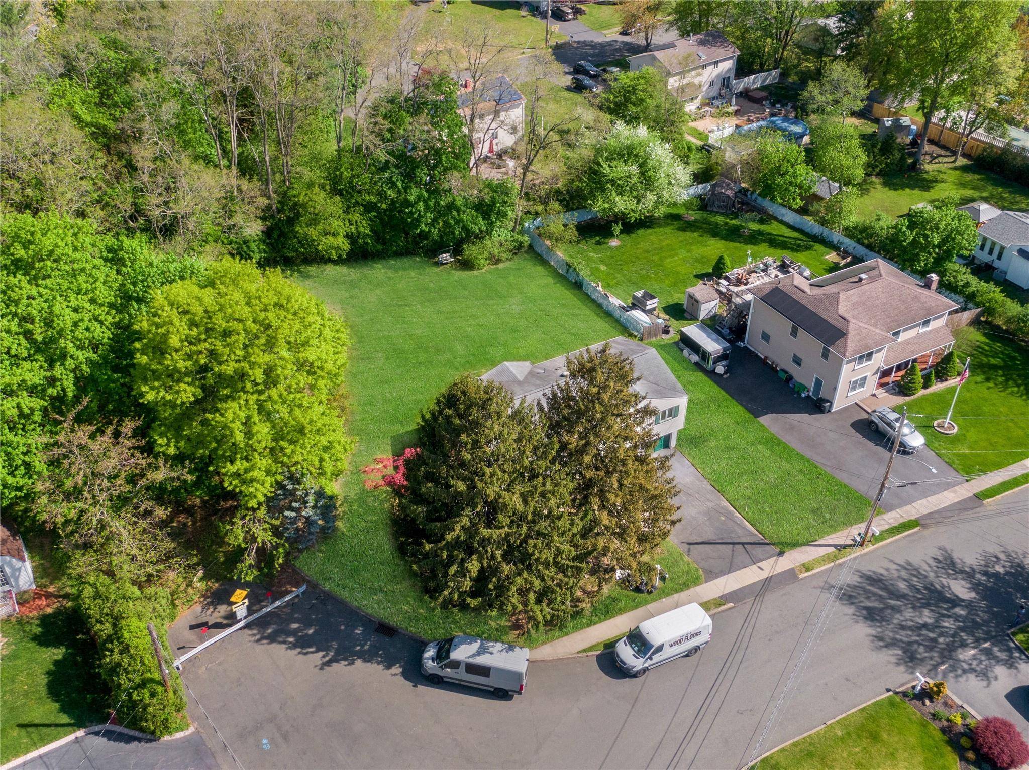 Pearl River, NY 10965,63 Rolfe