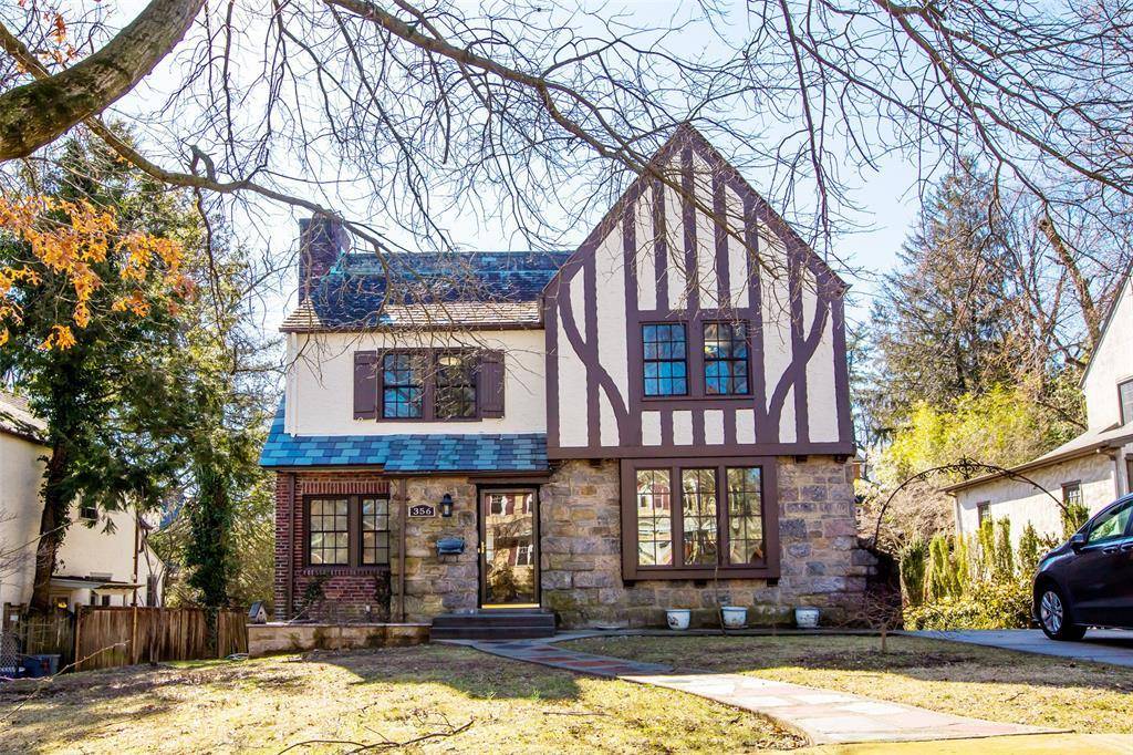 Little Neck, NY 11363,356 Hollywood AVE