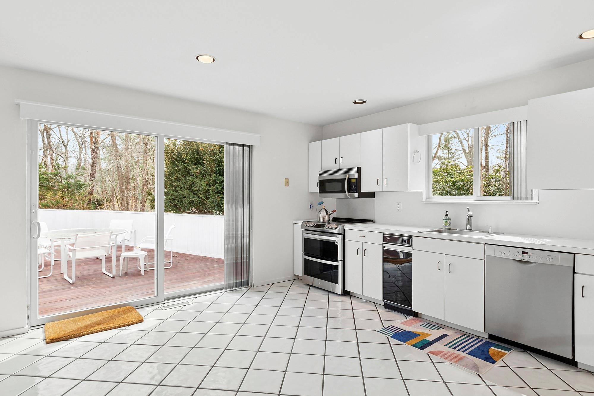Quogue, NY 11959,8 Midhampton CT