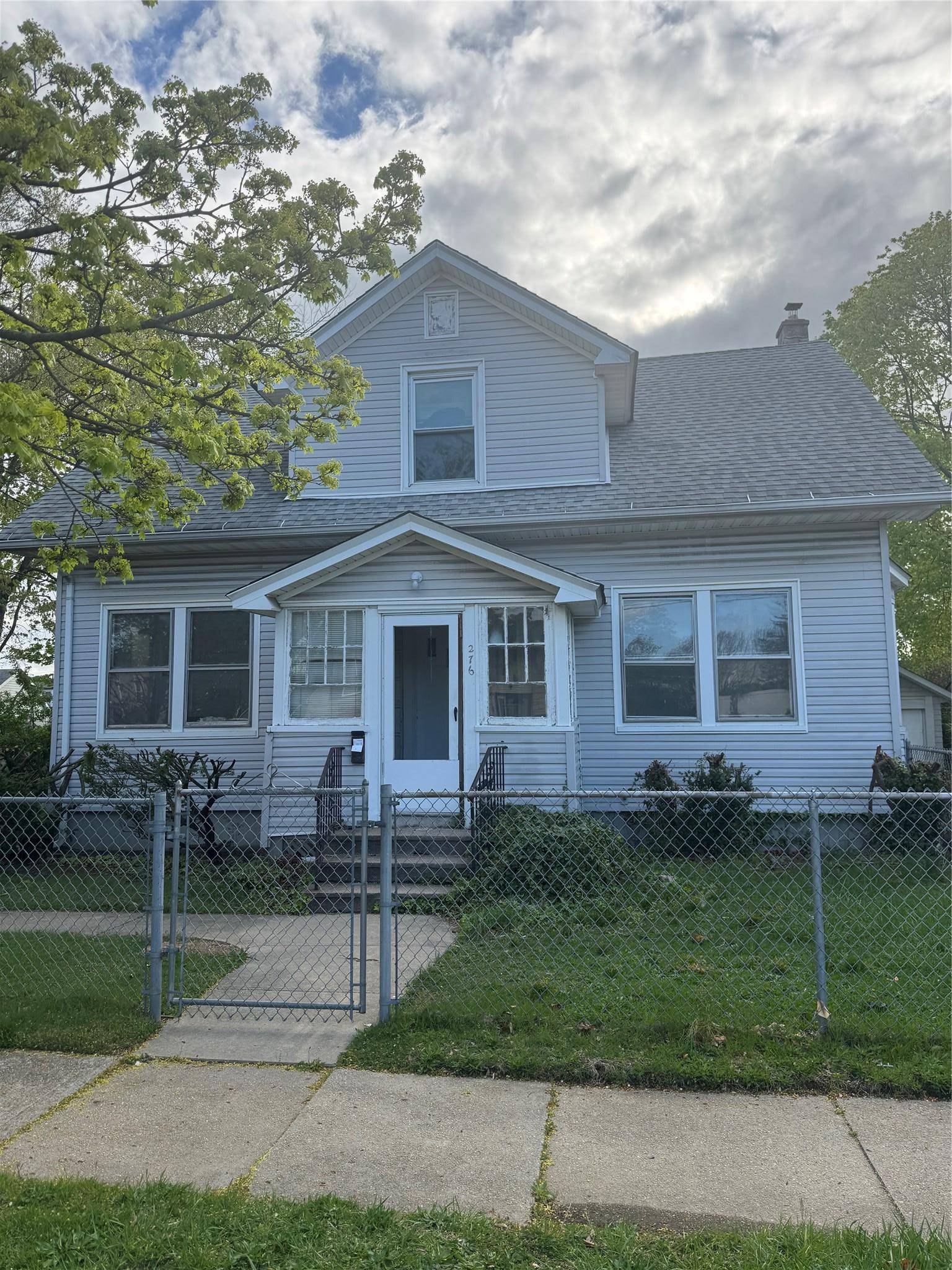 Freeport, NY 11520,276 N Columbus AVE