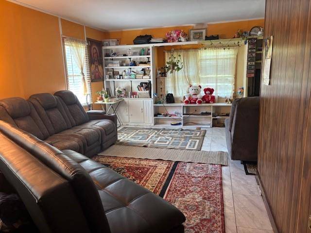 Riverhead, NY 11901,1434 Roanoke AVE