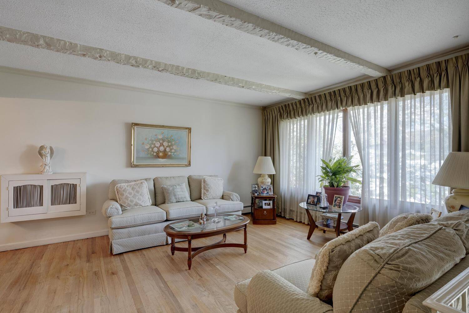 Locust Valley, NY 11560,26 Michael F ST