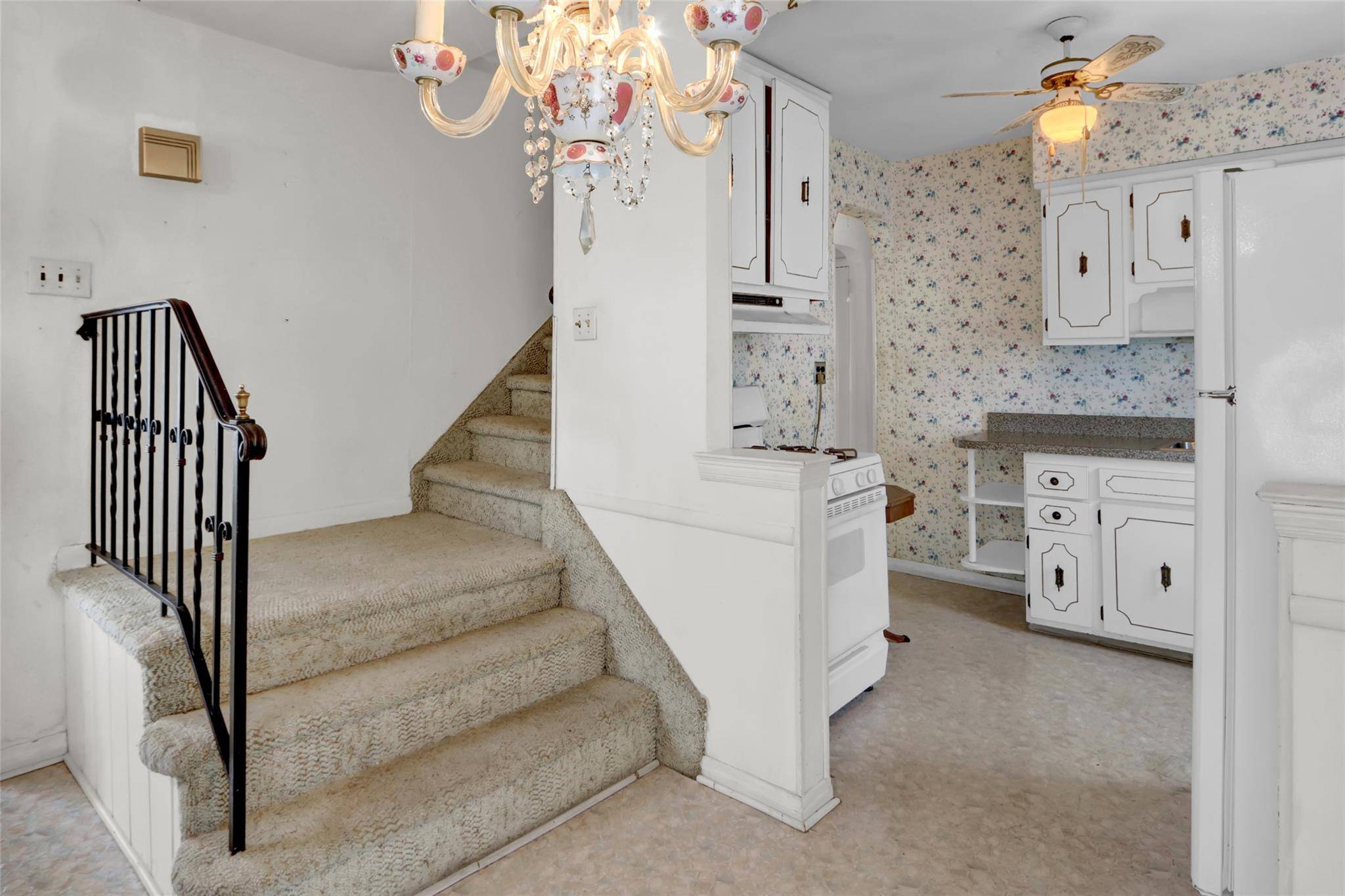 Uniondale, NY 11553,26 Walton AVE