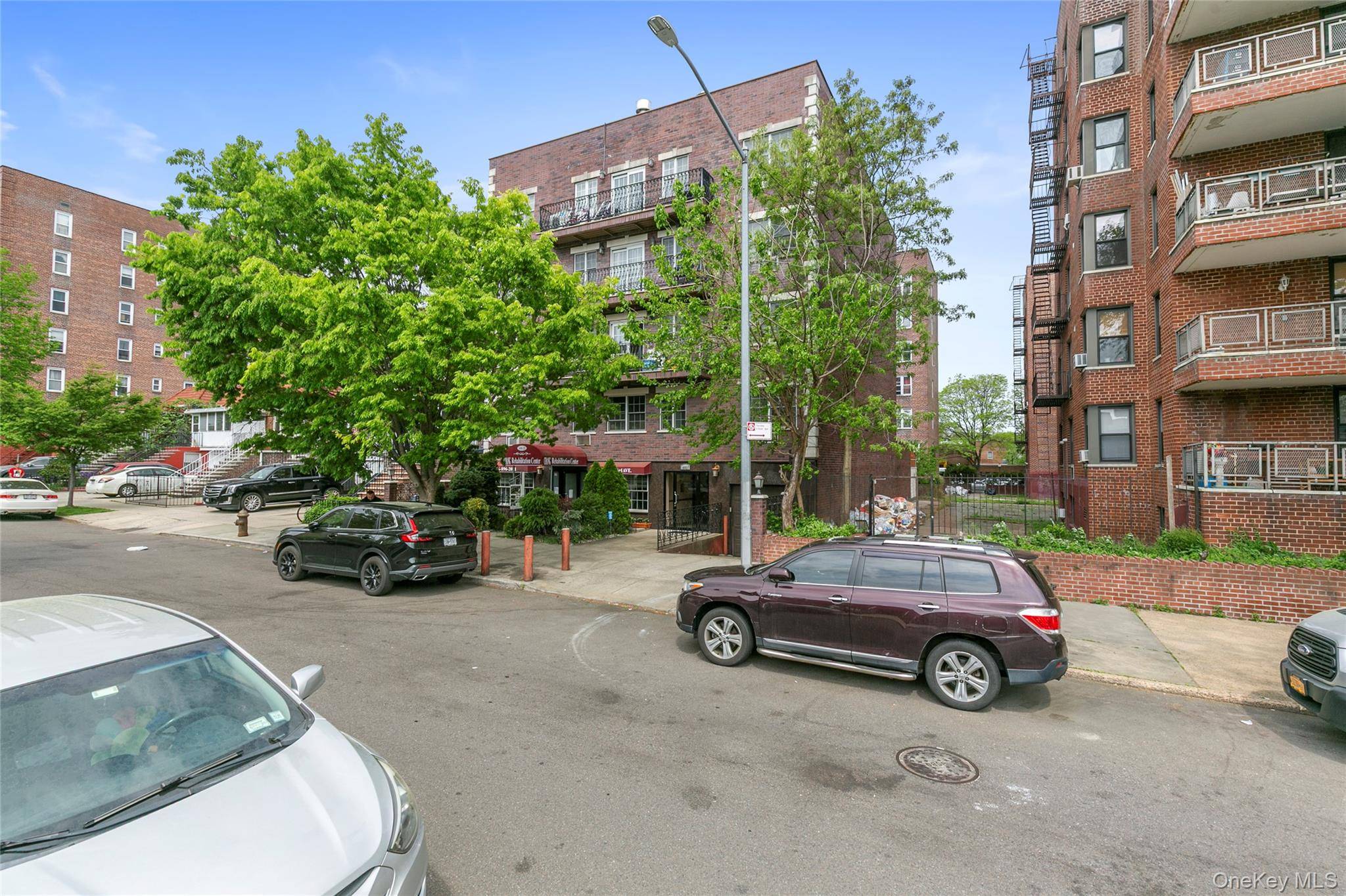Forest Hills, NY 11375,108-27 63rd AVE #4B