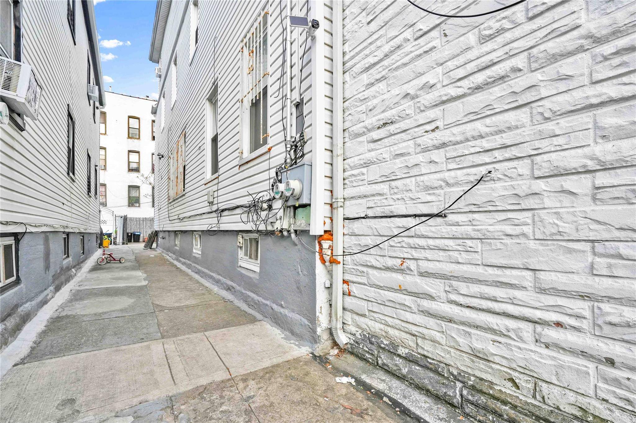 South Ozone Park, NY 11419,109-55 Lefferts BLVD