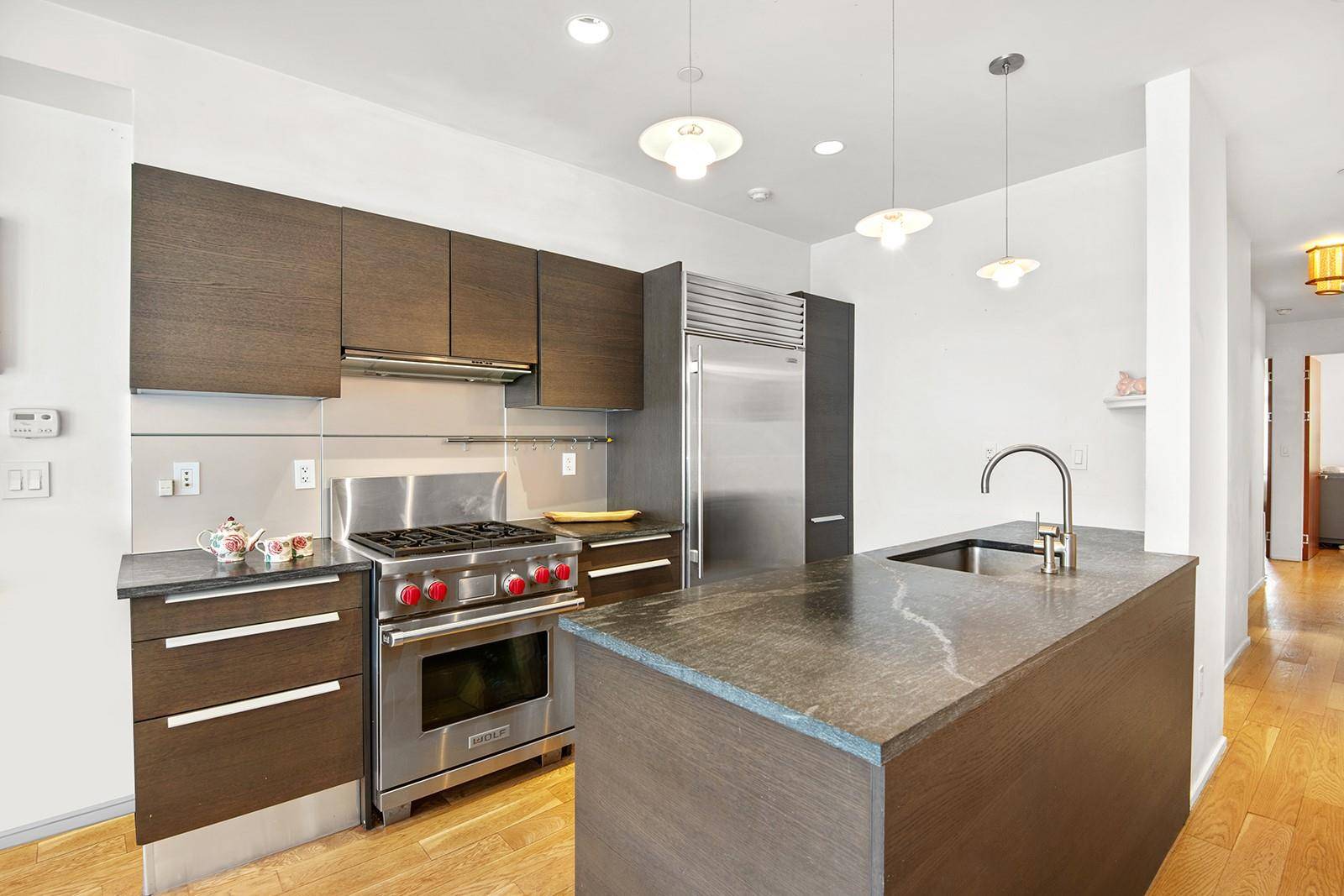 New York (manhattan), NY 10027,265 W 122nd ST #C