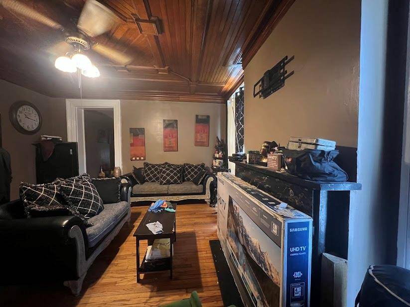 Colonie, NY 12210,35 Ten Broeck ST