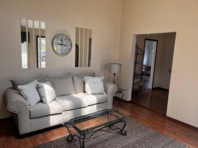 Smithtown, NY 11787,9 Annette