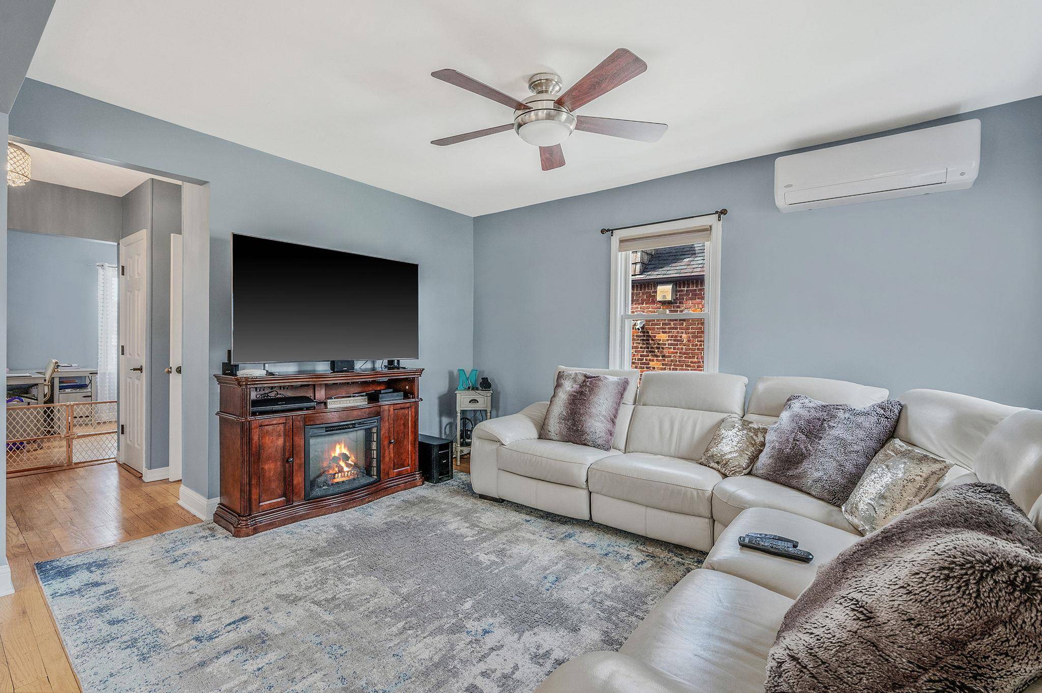 Valley Stream, NY 11581,206 Ridge AVE