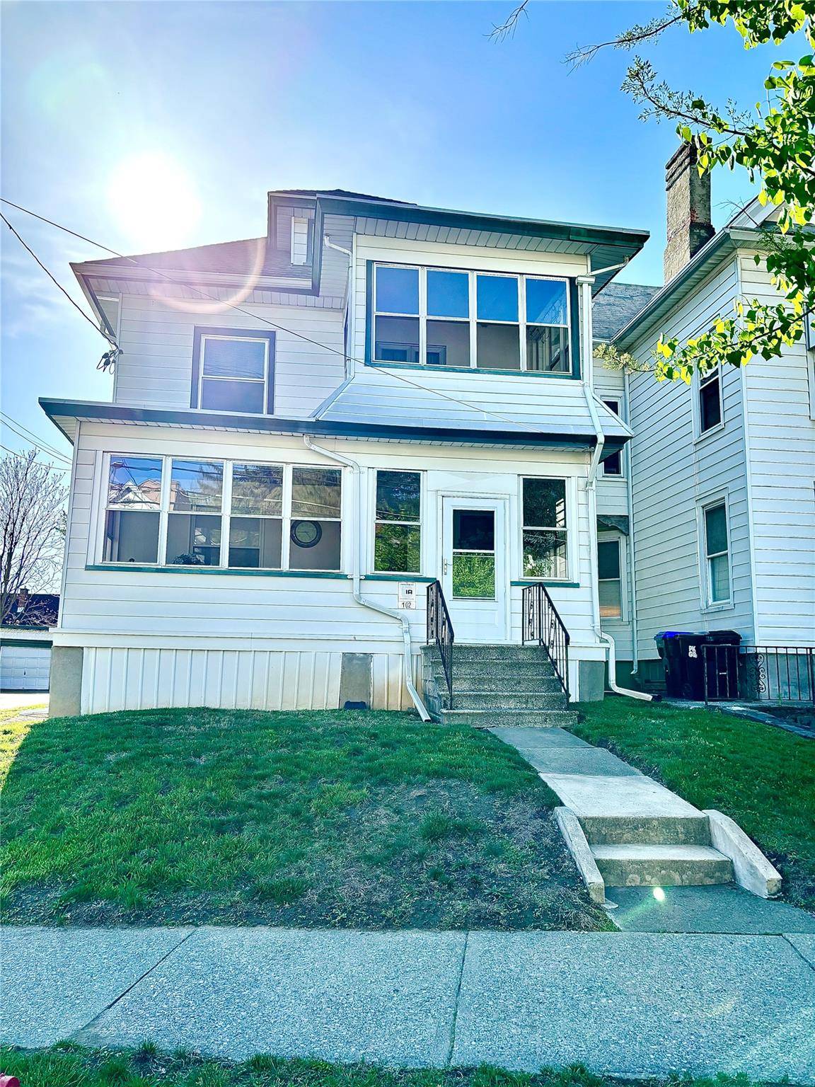 Poughkeepsie, NY 12601,102 South AVE