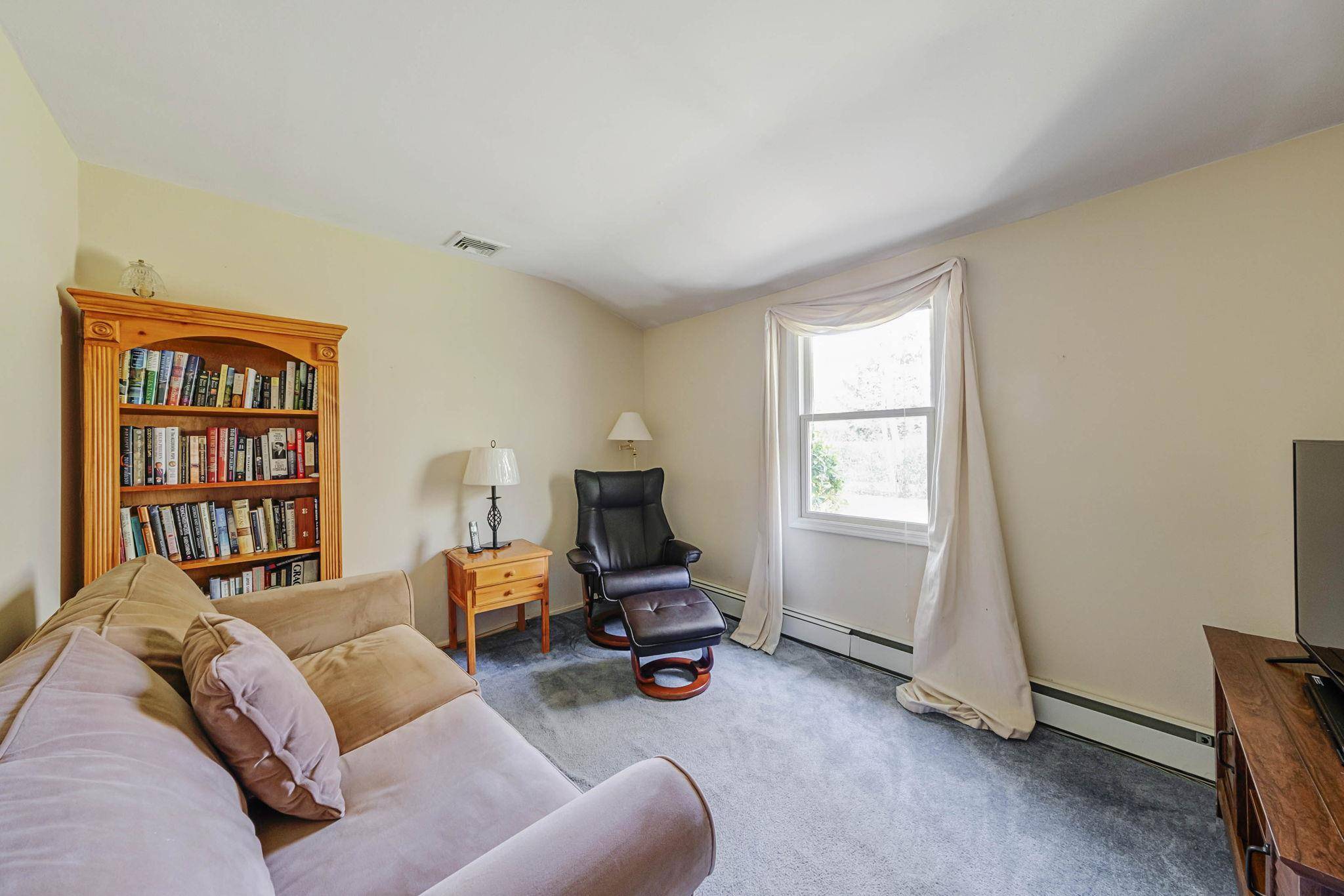 Ronkonkoma, NY 11779,37 Balaton AVE