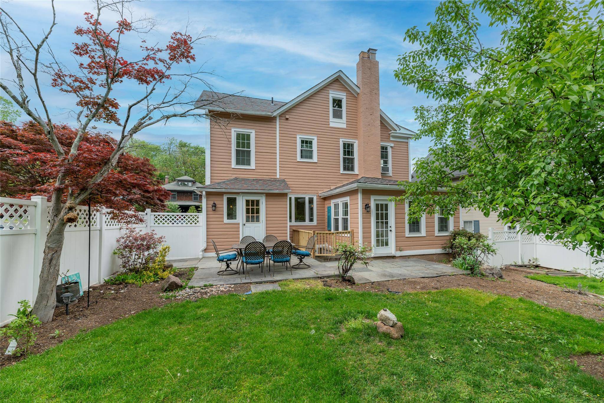 Nyack, NY 10960,119 Castle Heights AVE
