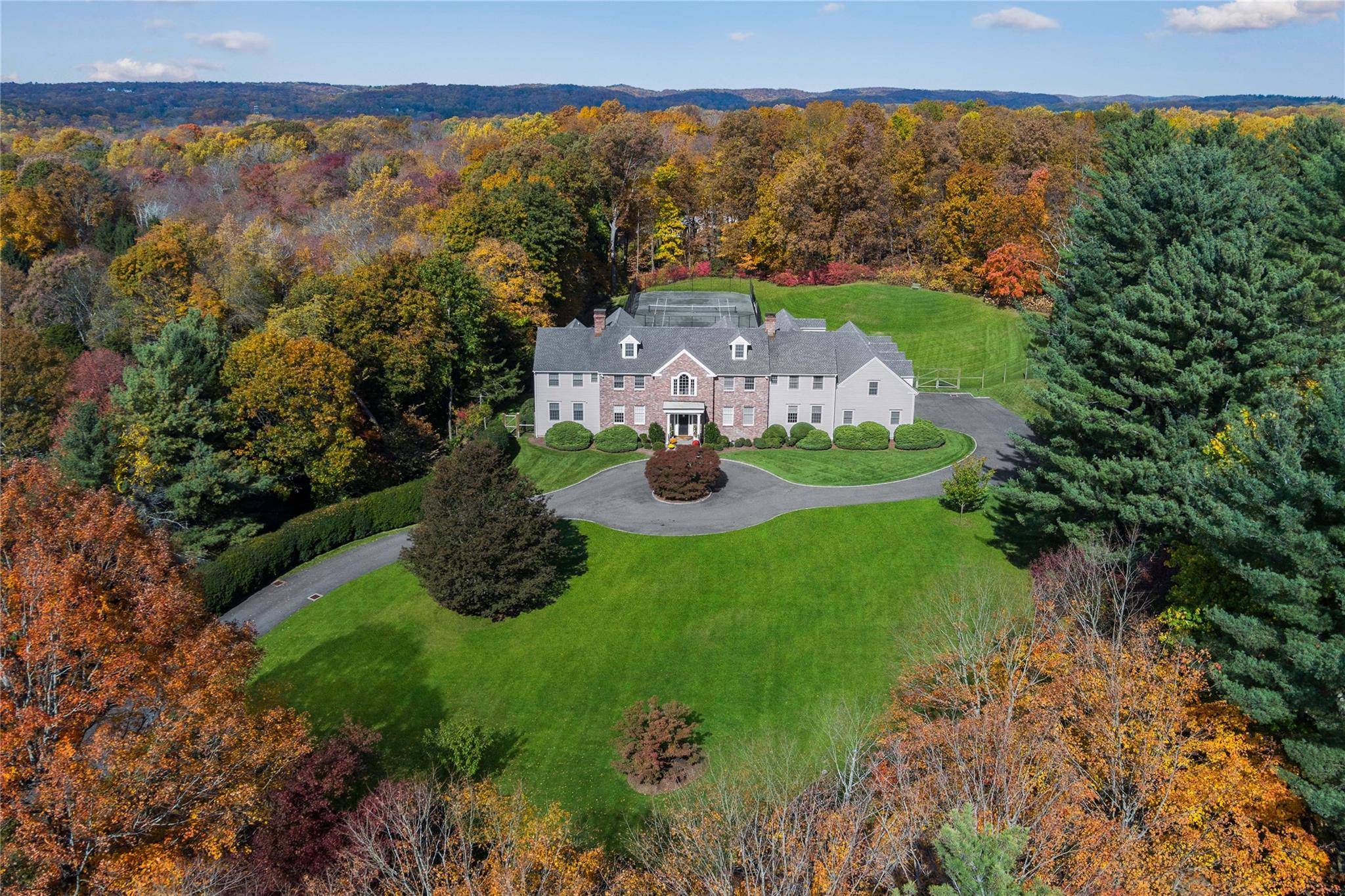 Greenwich, CT 06831,27 Stiles LN
