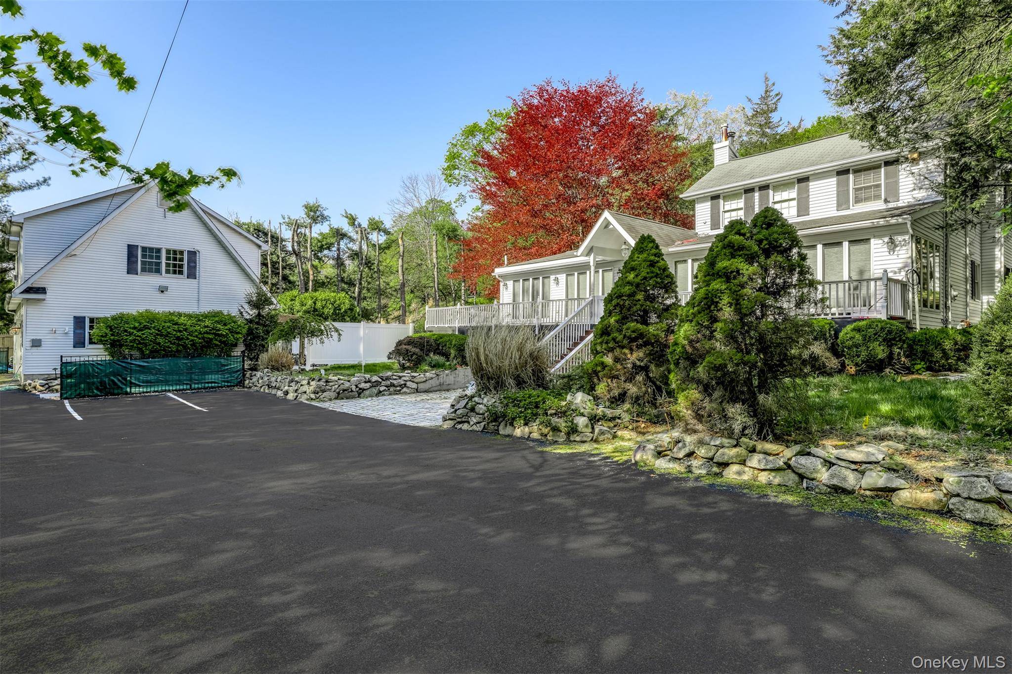 Stony Point, NY 10980,121 Thiells RD