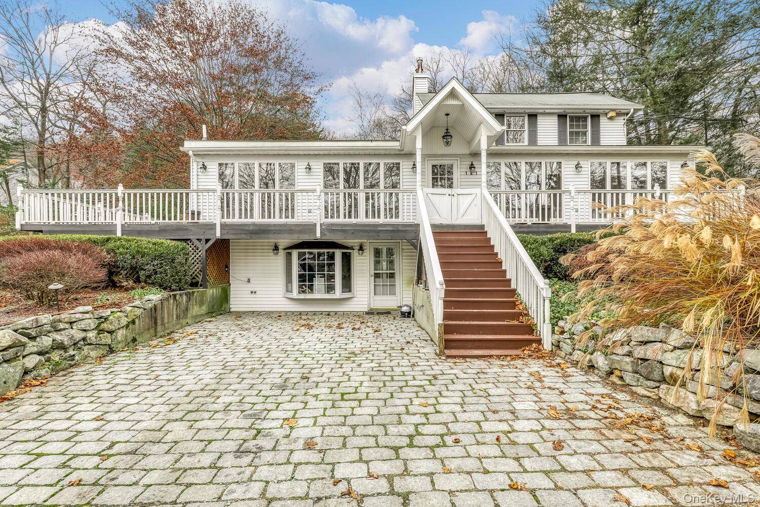 Stony Point, NY 10980,121 Thiells RD