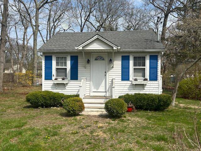 Mastic Beach, NY 11951,407 Forest RD