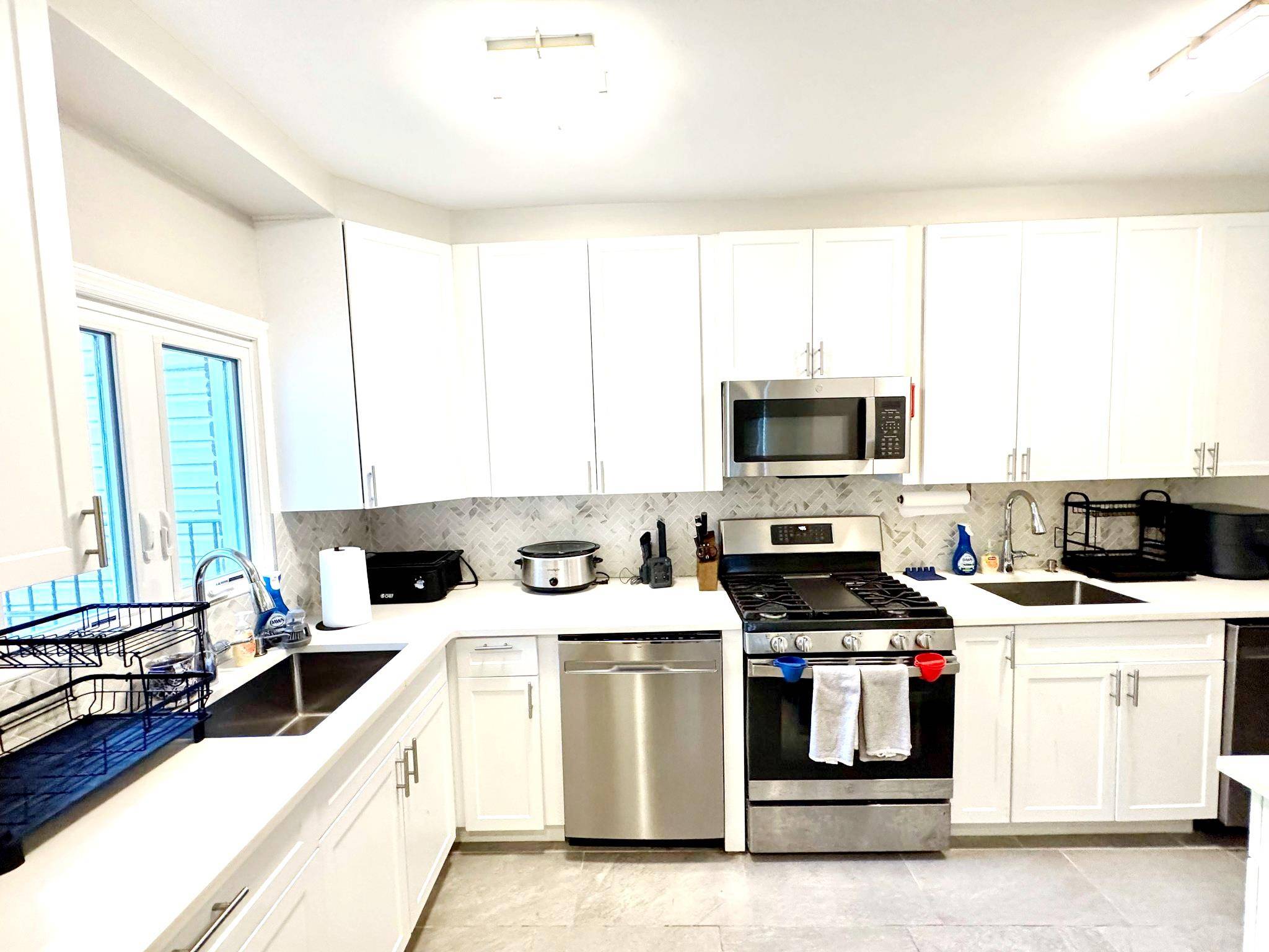 Kew Garden Hills, NY 11367,7335 141st PL
